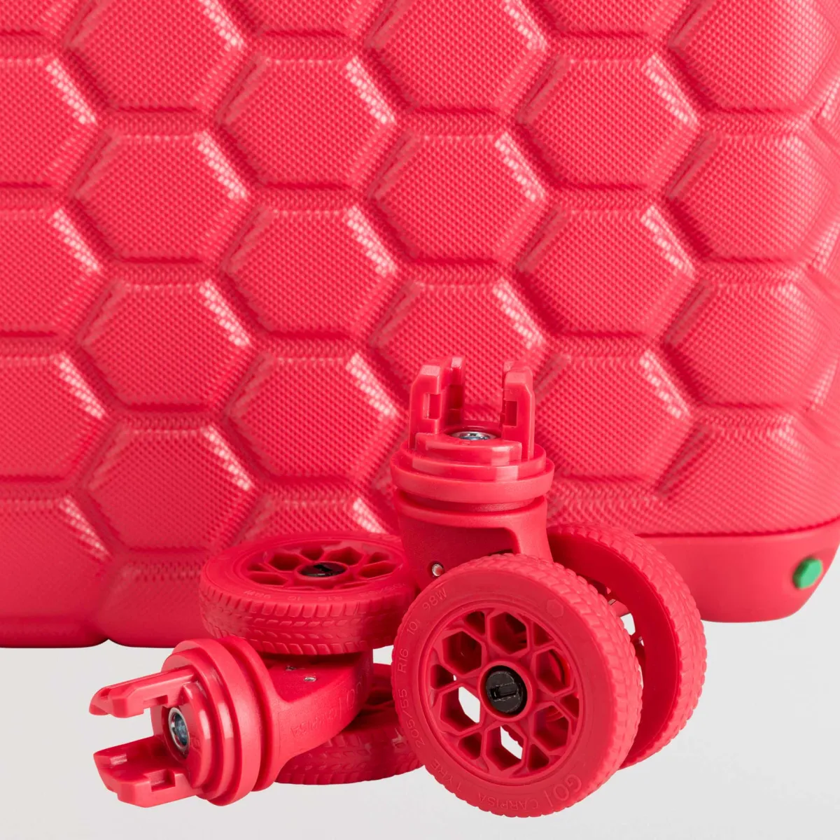 Online CARPISA Troey M - Rigido - Gotech green